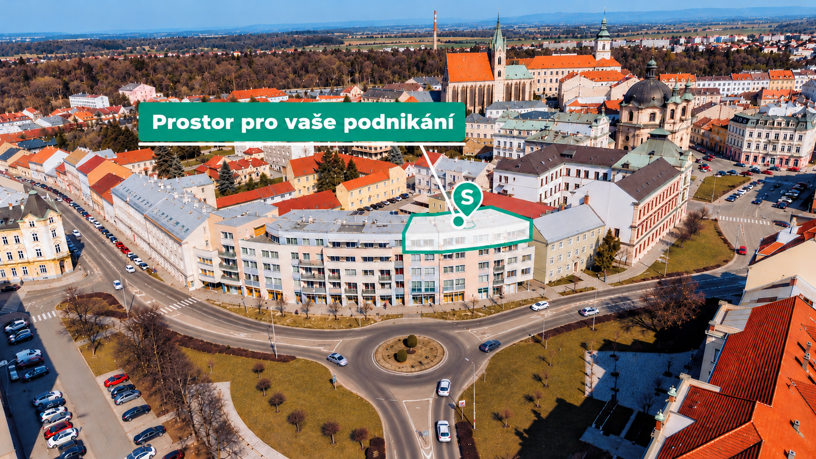 Prostorná nemovitost s terasami v centru Kroměříže – příležitost pro vlastní kancelář.